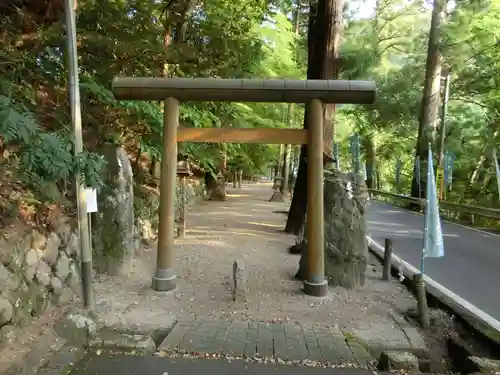 丹生川上神社（中社）の鳥居