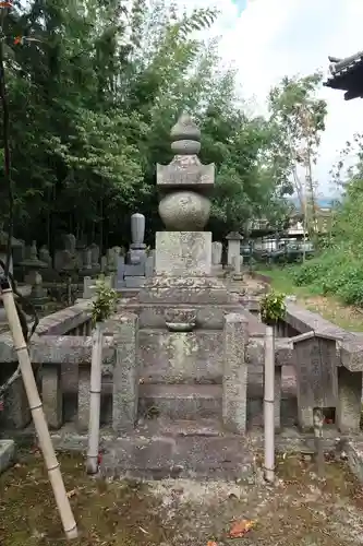 聖衆来迎寺のお墓