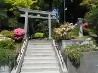 石籠山不動尊(岩屋不動尊)の鳥居