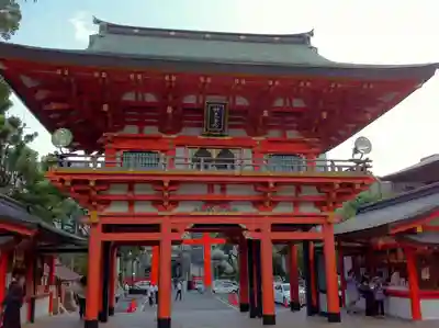 生田神社の山門・神門