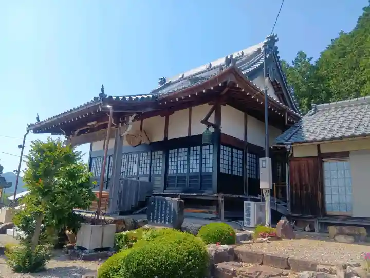 陽徳禅寺の{uncategorized: "未分類", other: "その他", undefined: "問題あり", building: "その他建物", grave: "お墓", sacred_gate: "鳥居", guardian: "狛犬", statue: "像", buddha: "仏像", history: "歴史", nature: "自然", garden: "庭園", animal: "動物", pagoda: "塔", temizu: "手水舎", mountain_gate: "山門・神門", sanctuary: "本殿・本堂", subordinate: "末社・摂社", art: "芸術", scenery: "景色", jizo: "地蔵", ema: "絵馬", goshuin: "御朱印", omikuji: "おみくじ", items: "授与品その他", amulet: "お守り", goshuincho: "御朱印帳", eats: "食事", festival: "お祭り", votive_dance: "神楽", shichigosan: "七五三参", wedding: "結婚式", experience: "体験その他", initially: "初詣", around: "周辺", anti_infection: "感染症対策"}
