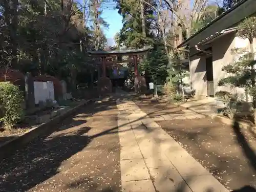 茂侶神社(三輪茂侶神社)の鳥居