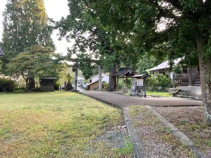 城上神社のその他建物
