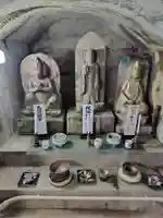 岩戸観音堂(北海道)