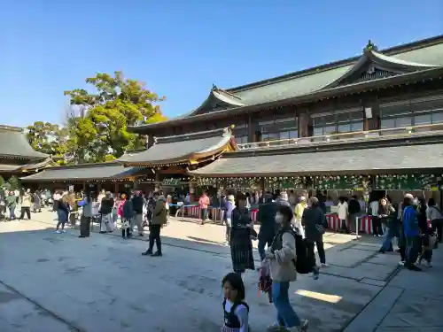 寒川神社の{uncategorized: "未分類", other: "その他", undefined: "問題あり", building: "その他建物", grave: "お墓", sacred_gate: "鳥居", guardian: "狛犬", statue: "像", buddha: "仏像", history: "歴史", nature: "自然", garden: "庭園", animal: "動物", pagoda: "塔", temizu: "手水舎", mountain_gate: "山門・神門", sanctuary: "本殿・本堂", subordinate: "末社・摂社", art: "芸術", scenery: "景色", jizo: "地蔵", ema: "絵馬", goshuin: "御朱印", omikuji: "おみくじ", items: "授与品その他", amulet: "お守り", goshuincho: "御朱印帳", eats: "食事", festival: "お祭り", votive_dance: "神楽", shichigosan: "七五三参", wedding: "結婚式", experience: "体験その他", initially: "初詣", around: "周辺", anti_infection: "感染症対策"}