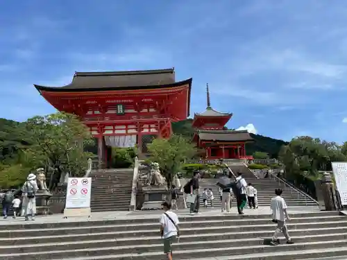 清水寺の山門