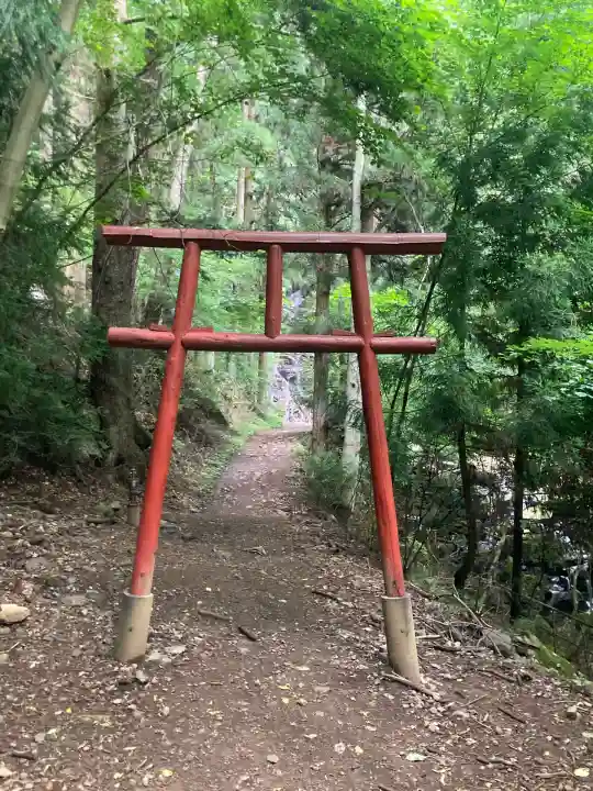 母の白滝神社(山梨県)