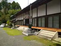 医光寺の本殿