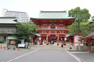 生田神社の山門・神門