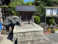 地蔵祠 (楡町公民館横)(滋賀県)