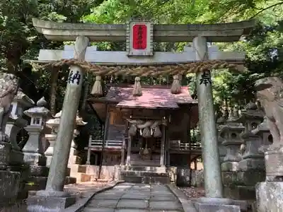 赤猪岩神社の鳥居