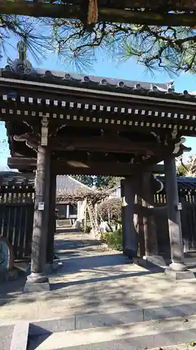 仏法寺の山門