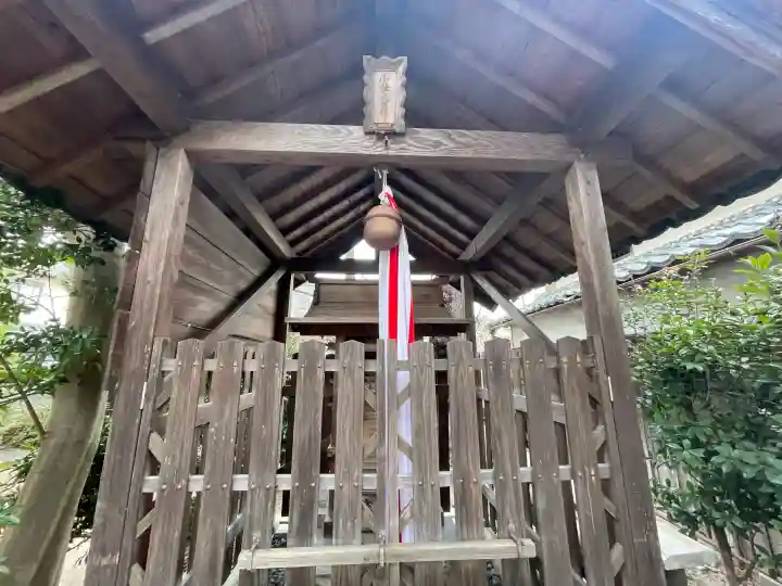 小杖大明神の{uncategorized: "未分類", other: "その他", undefined: "問題あり", building: "その他建物", grave: "お墓", sacred_gate: "鳥居", guardian: "狛犬", statue: "像", buddha: "仏像", history: "歴史", nature: "自然", garden: "庭園", animal: "動物", pagoda: "塔", temizu: "手水舎", mountain_gate: "山門・神門", sanctuary: "本殿・本堂", subordinate: "末社・摂社", art: "芸術", scenery: "景色", jizo: "地蔵", ema: "絵馬", goshuin: "御朱印", omikuji: "おみくじ", items: "授与品その他", amulet: "お守り", goshuincho: "御朱印帳", eats: "食事", festival: "お祭り", votive_dance: "神楽", shichigosan: "七五三参", wedding: "結婚式", experience: "体験その他", initially: "初詣", around: "周辺", anti_infection: "感染症対策"}