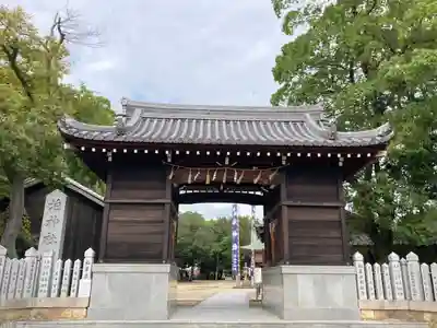 泊神社の山門・神門
