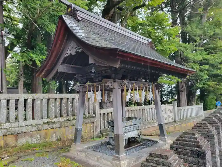 諏訪大社の手水舎