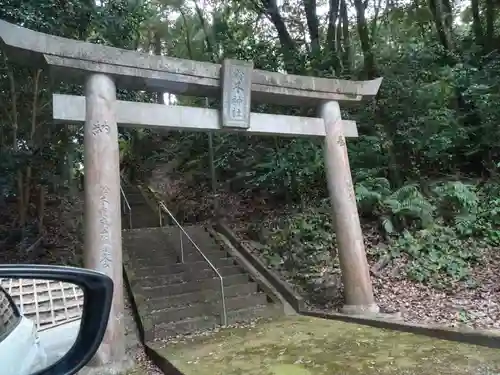 鈴木神社の鳥居