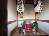 地蔵堂(川守)の{uncategorized: "未分類", other: "その他", undefined: "問題あり", building: "その他建物", grave: "お墓", sacred_gate: "鳥居", guardian: "狛犬", statue: "像", buddha: "仏像", history: "歴史", nature: "自然", garden: "庭園", animal: "動物", pagoda: "塔", temizu: "手水舎", mountain_gate: "山門・神門", sanctuary: "本殿・本堂", subordinate: "末社・摂社", art: "芸術", scenery: "景色", jizo: "地蔵", ema: "絵馬", goshuin: "御朱印", omikuji: "おみくじ", items: "授与品その他", amulet: "お守り", goshuincho: "御朱印帳", eats: "食事", festival: "お祭り", votive_dance: "神楽", shichigosan: "七五三参", wedding: "結婚式", experience: "体験その他", initially: "初詣", around: "周辺", anti_infection: "感染症対策"}