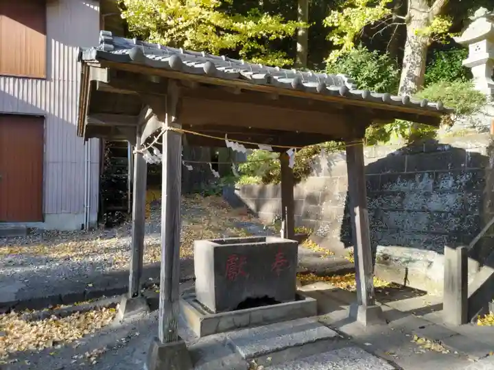 久木神社の手水舎