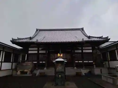 常忍寺の本殿・本堂