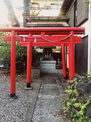 寄木神社の鳥居