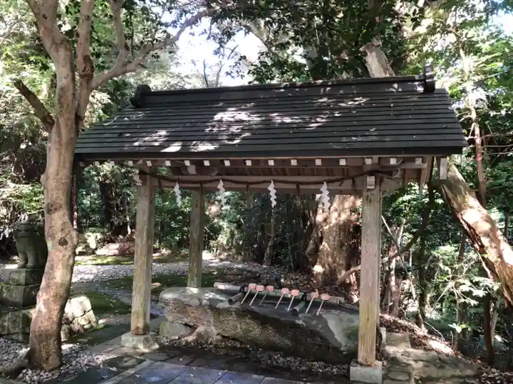 須須神社の手水舎