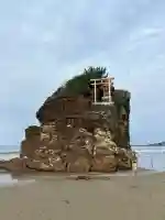 稲佐の浜 弁天島(島根県)