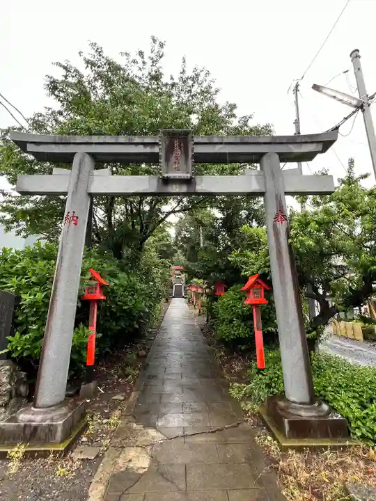 平出雷電神社の鳥居