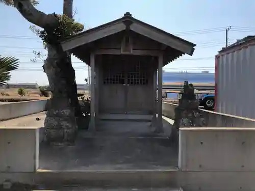 垣内稲荷神社の末社・摂社