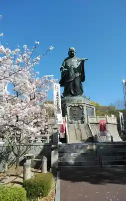 日蓮上人銅像護持教会（身延山福岡別院）のその他建物