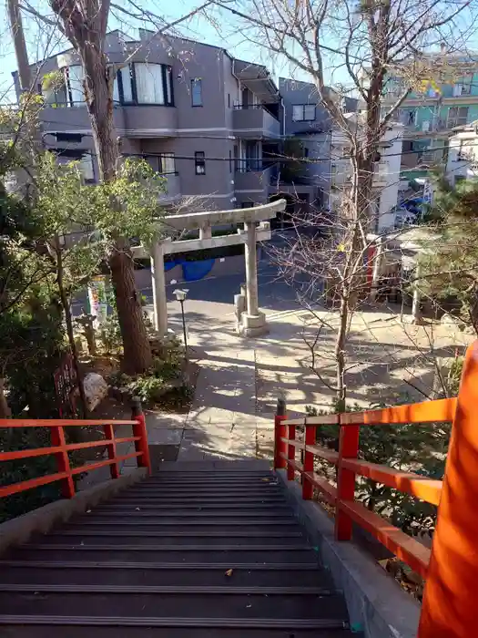 於玉稲荷神社の建物その他