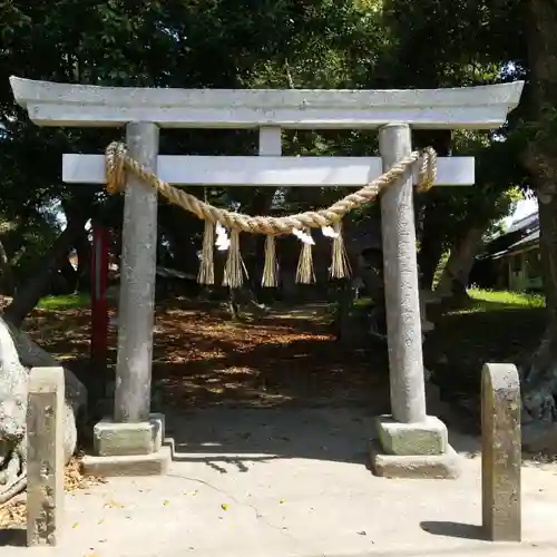 水神社の鳥居