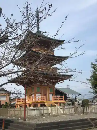 圓鏡寺の塔