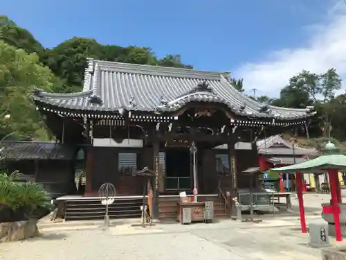 香西寺の本殿・本堂