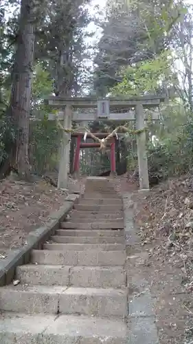 諏訪見目神社の鳥居