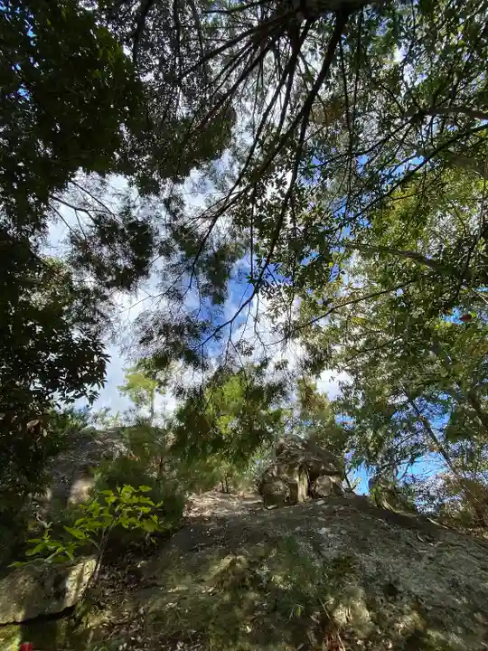 石上布都魂神社(岡山県)
