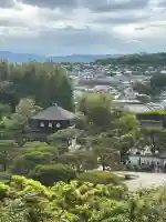 慈照寺(慈照禅寺・銀閣寺)の{uncategorized: "未分類", other: "その他", undefined: "問題あり", building: "その他建物", grave: "お墓", sacred_gate: "鳥居", guardian: "狛犬", statue: "像", buddha: "仏像", history: "歴史", nature: "自然", garden: "庭園", animal: "動物", pagoda: "塔", temizu: "手水舎", mountain_gate: "山門・神門", sanctuary: "本殿・本堂", subordinate: "末社・摂社", art: "芸術", scenery: "景色", jizo: "地蔵", ema: "絵馬", goshuin: "御朱印", omikuji: "おみくじ", items: "授与品その他", amulet: "お守り", goshuincho: "御朱印帳", eats: "食事", festival: "お祭り", votive_dance: "神楽", shichigosan: "七五三参", wedding: "結婚式", experience: "体験その他", initially: "初詣", around: "周辺", anti_infection: "感染症対策"}