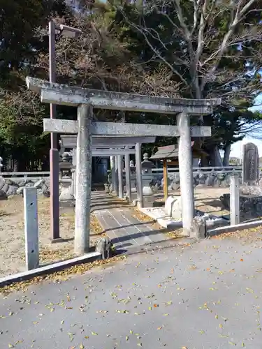 織殿神社の鳥居