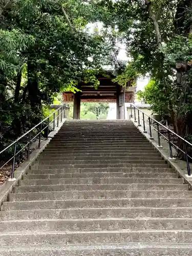 勝福寺の山門・神門
