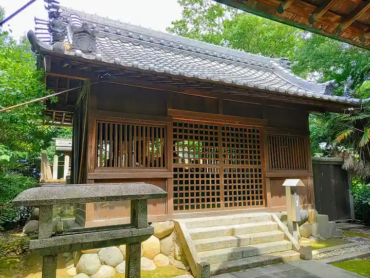 八所神社の本殿・本堂