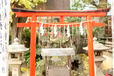 飛木稲荷神社の末社・摂社