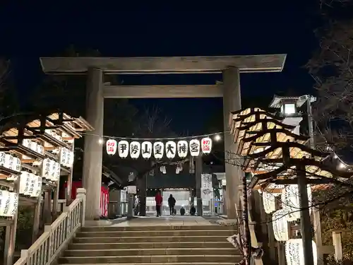 伊勢山皇大神宮の鳥居