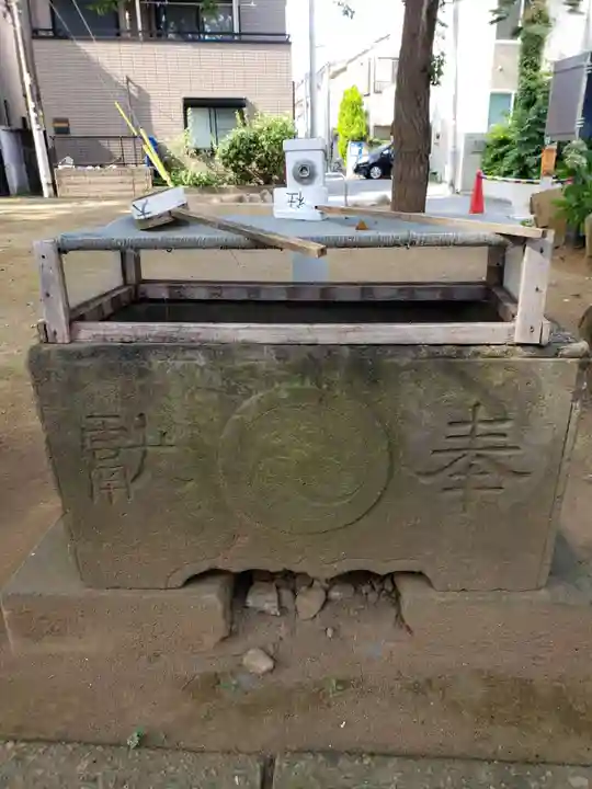 中野天祖神社の手水舎