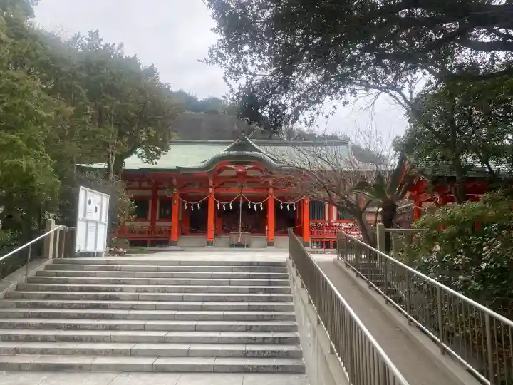淡嶋神社の{uncategorized: "未分類", other: "その他", undefined: "問題あり", building: "その他建物", grave: "お墓", sacred_gate: "鳥居", guardian: "狛犬", statue: "像", buddha: "仏像", history: "歴史", nature: "自然", garden: "庭園", animal: "動物", pagoda: "塔", temizu: "手水舎", mountain_gate: "山門・神門", sanctuary: "本殿・本堂", subordinate: "末社・摂社", art: "芸術", scenery: "景色", jizo: "地蔵", ema: "絵馬", goshuin: "御朱印", omikuji: "おみくじ", items: "授与品その他", amulet: "お守り", goshuincho: "御朱印帳", eats: "食事", festival: "お祭り", votive_dance: "神楽", shichigosan: "七五三参", wedding: "結婚式", experience: "体験その他", initially: "初詣", around: "周辺", anti_infection: "感染症対策"}