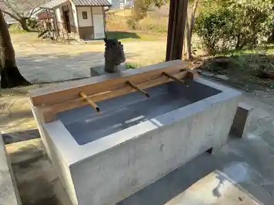 畝火山口神社の{uncategorized: "未分類", other: "その他", undefined: "問題あり", building: "その他建物", grave: "お墓", sacred_gate: "鳥居", guardian: "狛犬", statue: "像", buddha: "仏像", history: "歴史", nature: "自然", garden: "庭園", animal: "動物", pagoda: "塔", temizu: "手水舎", mountain_gate: "山門・神門", sanctuary: "本殿・本堂", subordinate: "末社・摂社", art: "芸術", scenery: "景色", jizo: "地蔵", ema: "絵馬", goshuin: "御朱印", omikuji: "おみくじ", items: "授与品その他", amulet: "お守り", goshuincho: "御朱印帳", eats: "食事", festival: "お祭り", votive_dance: "神楽", shichigosan: "七五三参", wedding: "結婚式", experience: "体験その他", initially: "初詣", around: "周辺", anti_infection: "感染症対策"}