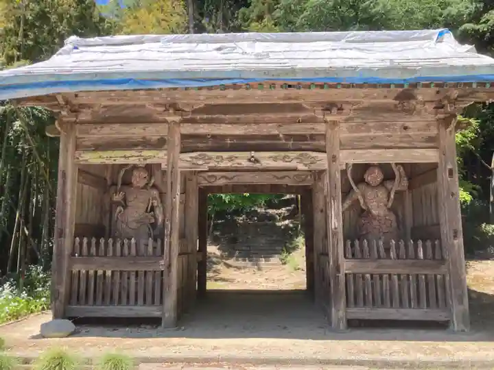 大山寺の山門・神門