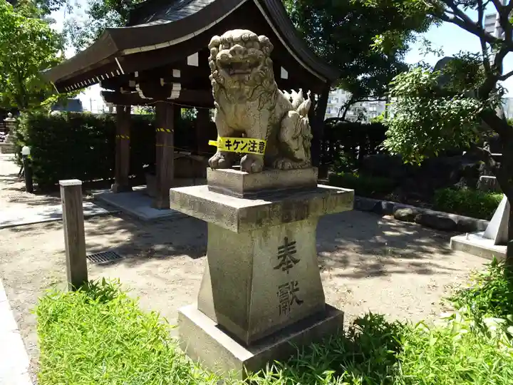 産土神社の狛犬