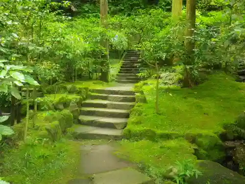 東慶寺の庭園