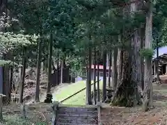 嶽山箒根神社奥の院の建物その他