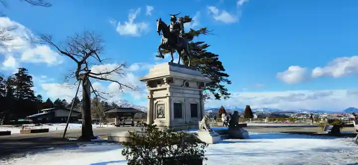 宮城縣護國神社の像