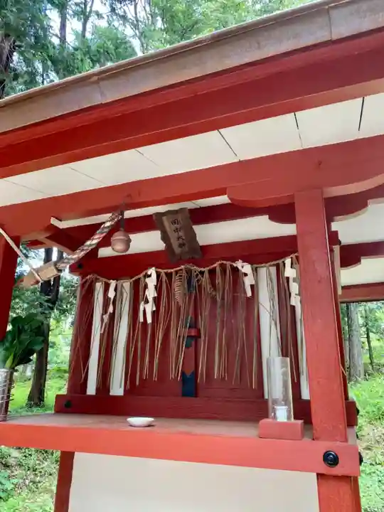 萱尾神社の末社・摂社